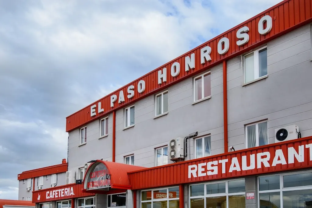 El Paso Honroso Restaurante restaurant in Hospital de Órbigo