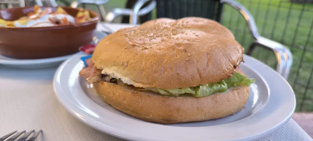 Menu_Restaurante Burguer La Piscina_Hospital de Órbigo_image_4