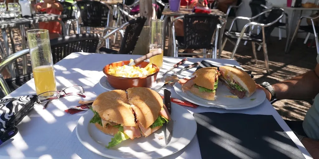 Restaurante Burguer La Piscina_Hospital de Órbigo_slider_image_2