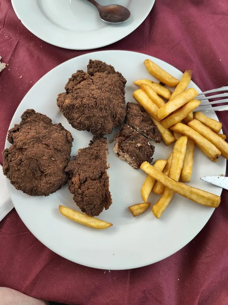 Bar Restaurante La Piña de Oro_La Pedraja de Portillo_slider_image_3