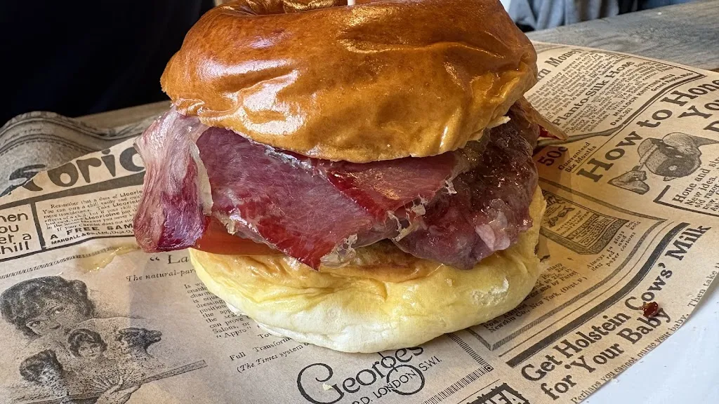 Mystica Noe_El café de pola_La Pola de Gordón_review