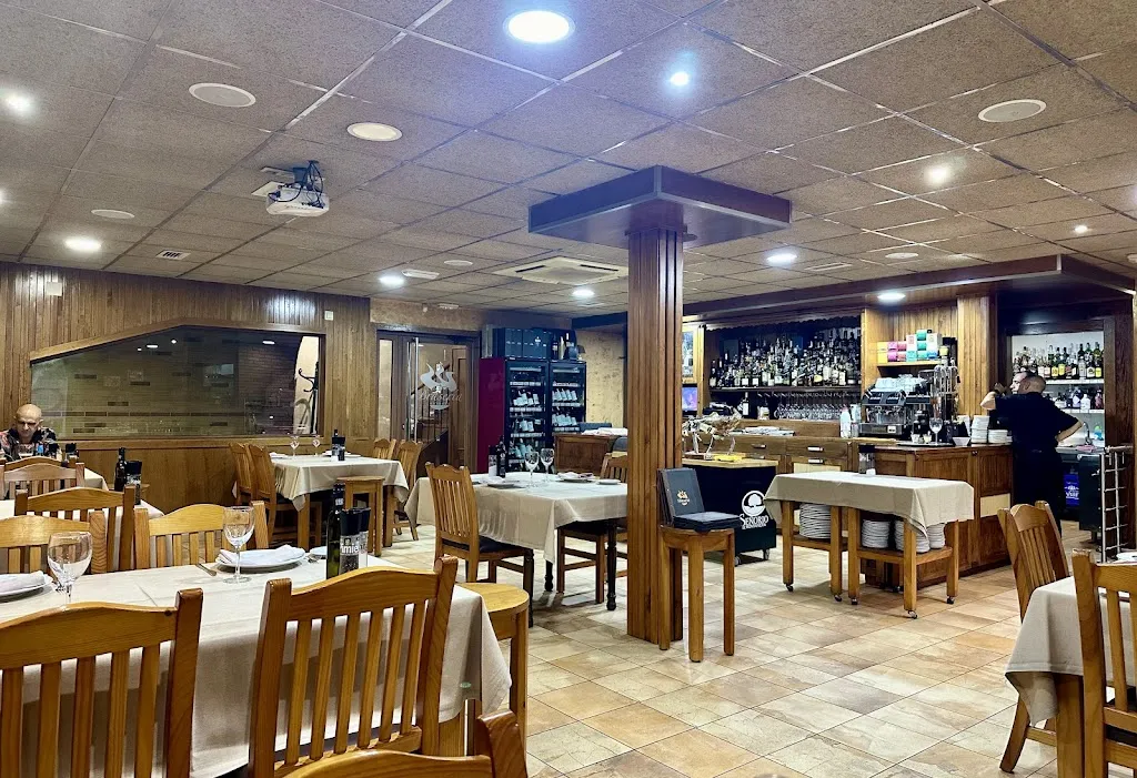 Braseria Hermanos Navarro restaurant in Elda