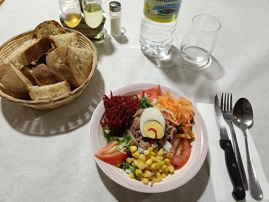 Menu_Hostal restaurante El Jardin_Laguna de Negrillos_image_3