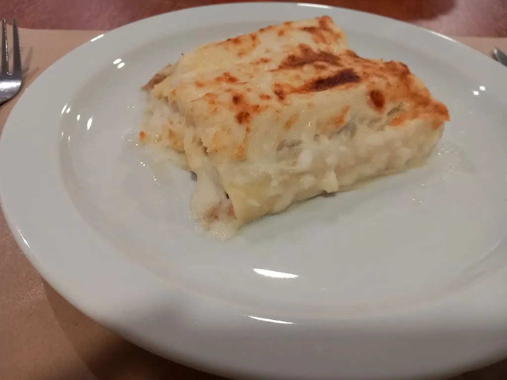 Esteban Garcia Quevedo_Nenufar_Laguna de Negrillos_review