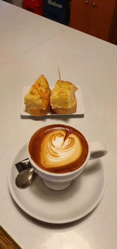 Menu_Cafe-Copas Hobby_Laguna de Negrillos_image_4