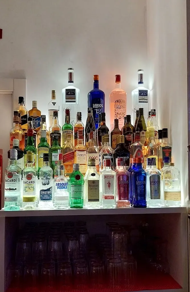 Cafe-Copas Hobby restaurant in Laguna de Negrillos