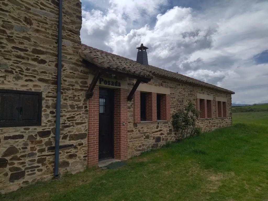 veva dark_Hotel Rural Molino Del Arriero_Luyego_review