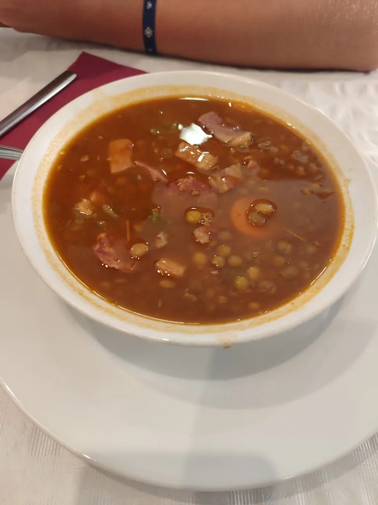 Antonio Ramón Albert_Bar 2JJ_La Lastrilla_review