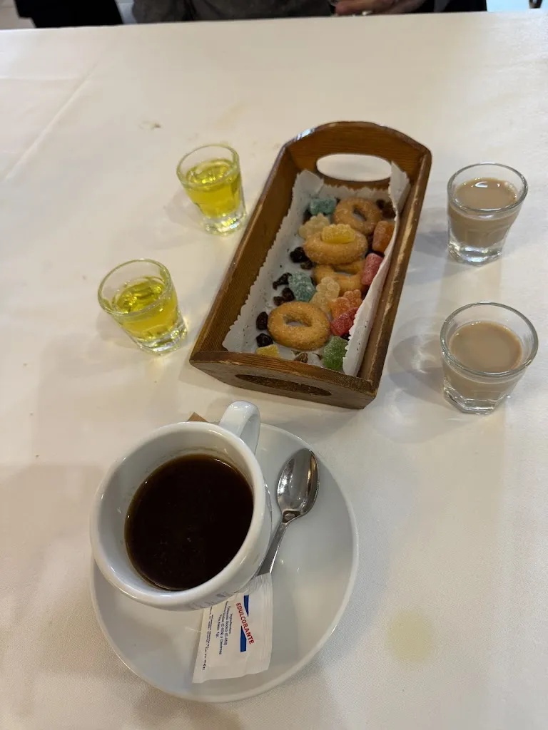 K Falcon_Asador Maribel_La Lastrilla_review