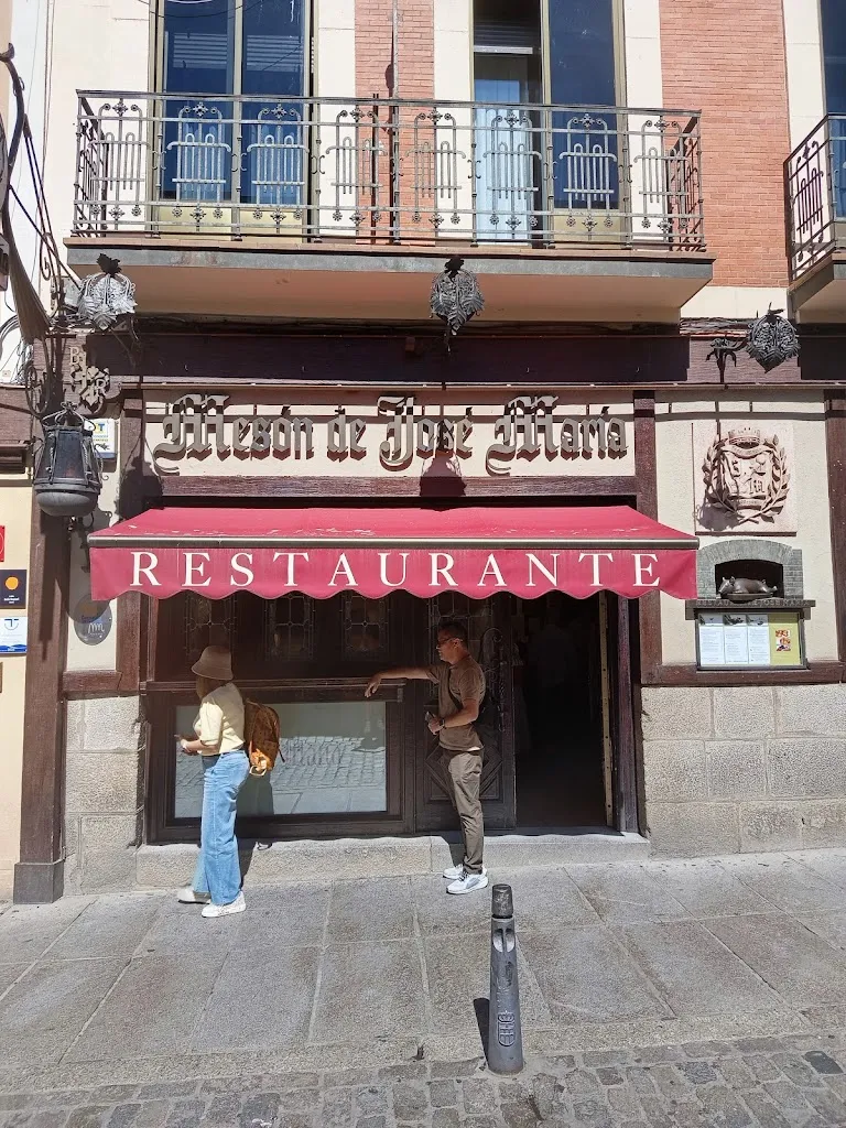 Jose Maria's Restaurant_La Lastrilla_slider_image_3