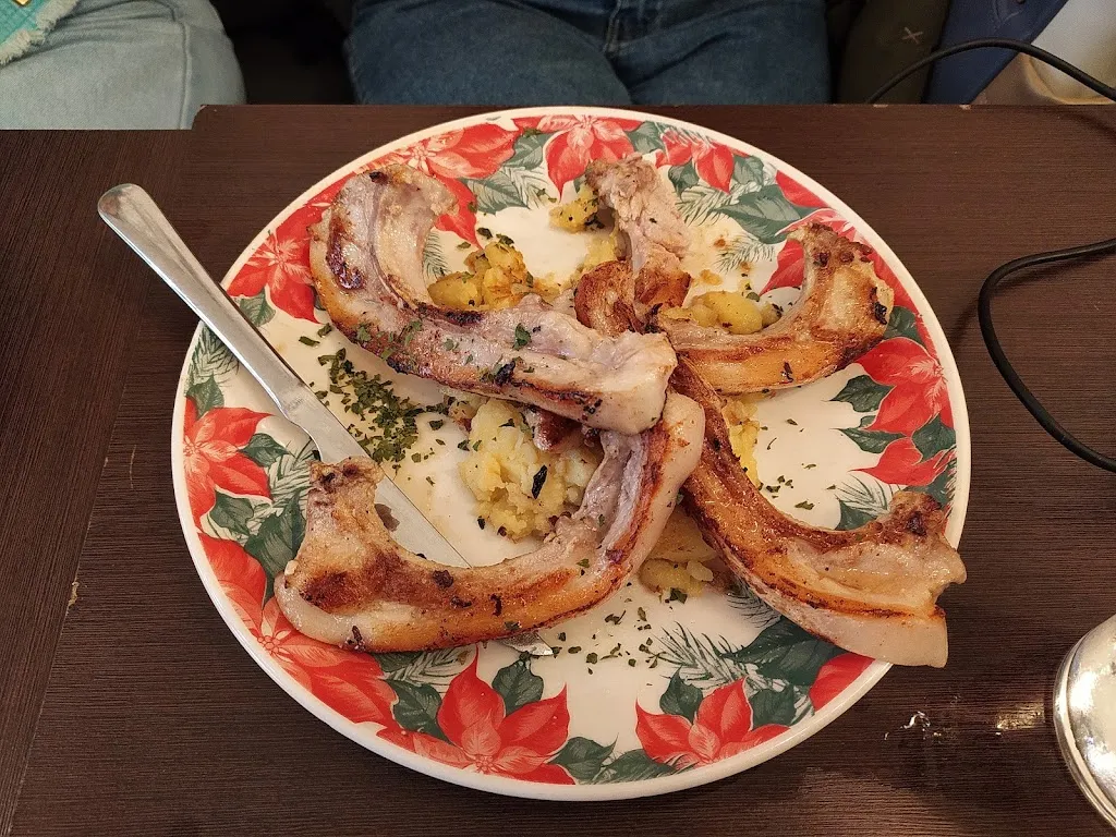 Indresh_Bar Los Tarines_La Lastrilla_review