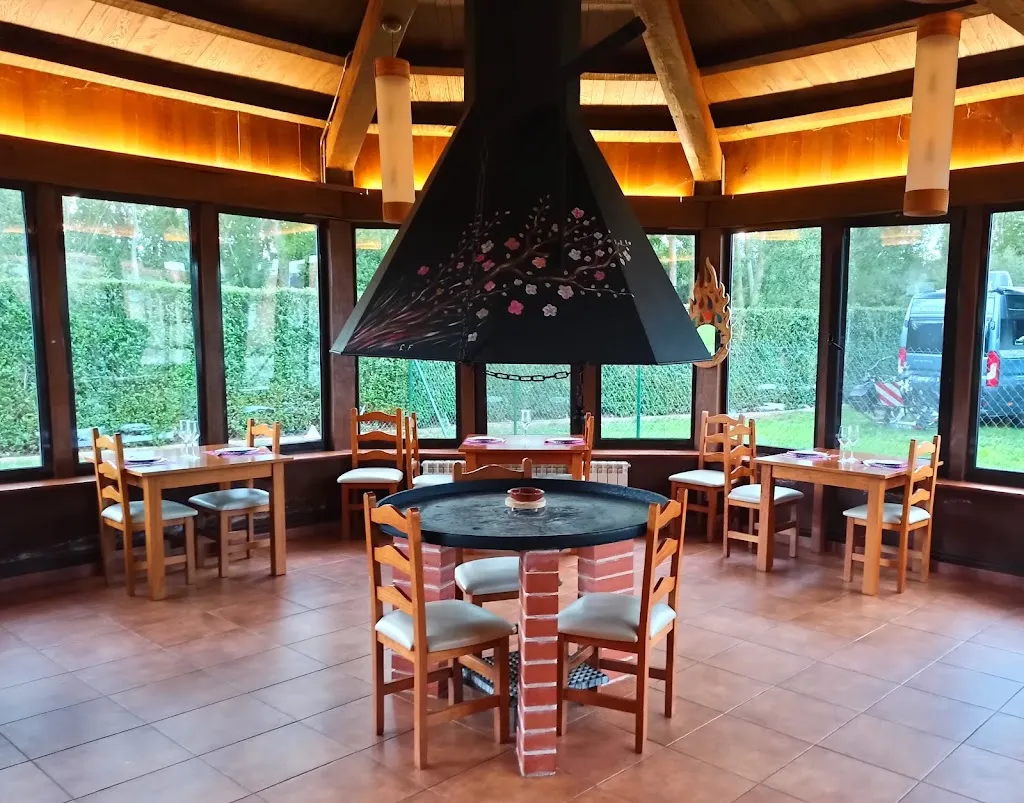 Cenadores de la Cepeda restaurant in Magaz de Cepeda