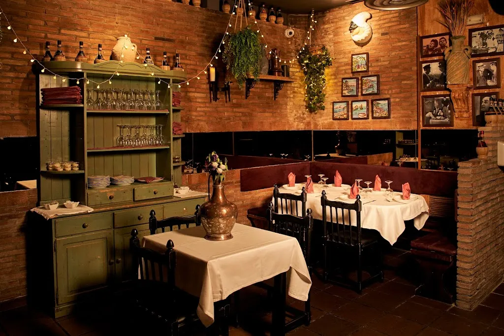 Trattoria Pulcinella ristorante a Mansilla Mayor