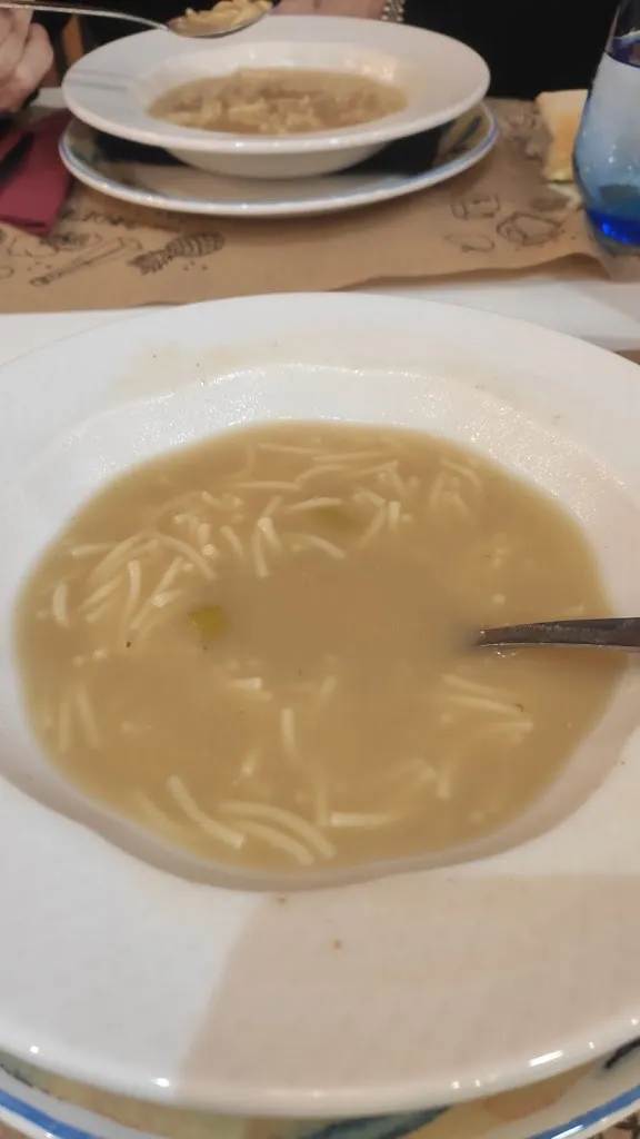 Manuel A. Fariña L._Mesón La Colonia_Oencia_recensione