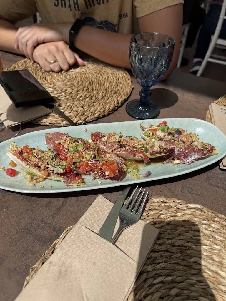 Miriam G. Riesco_Mesón Real_Molinaseca_review