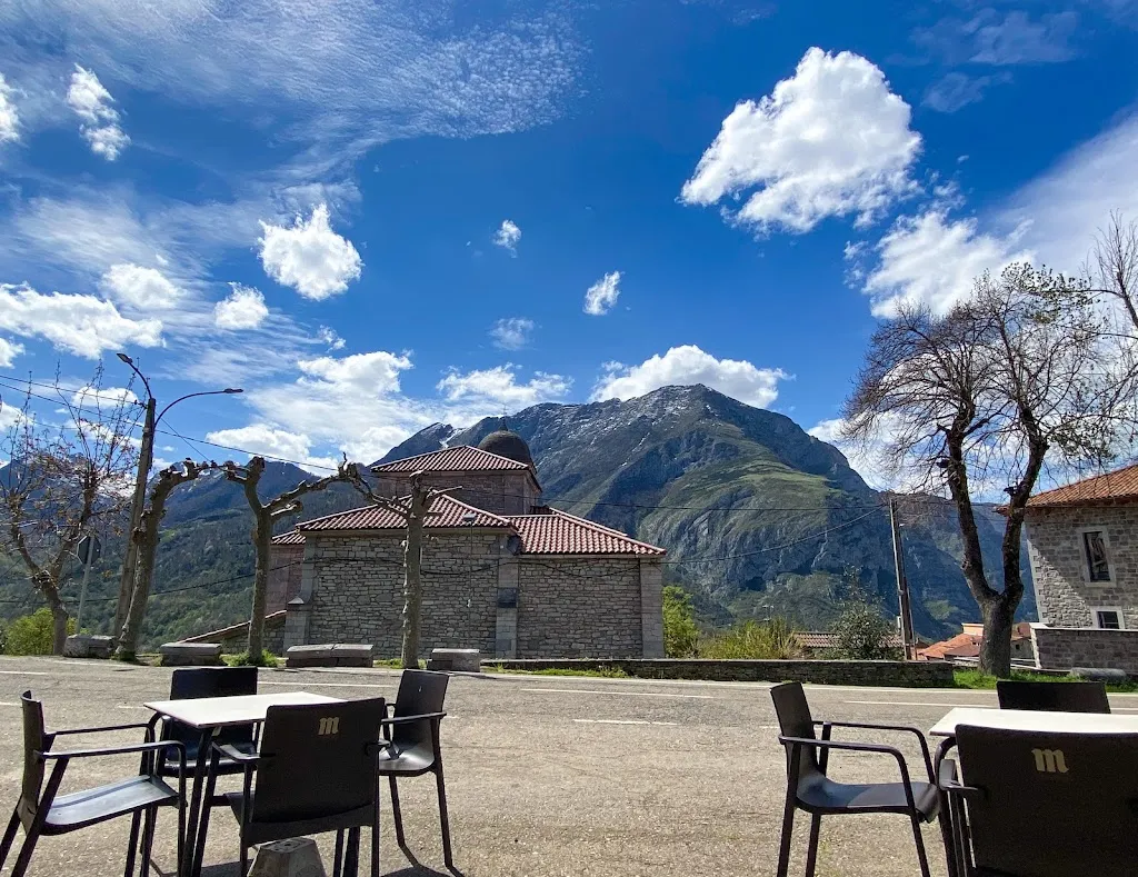 Cafetería - Bar Álvarez_Oseja de Sajambre_slider_image_3