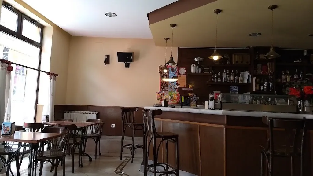 CTR AMBE SL. restaurant in Mansilla de las Mulas