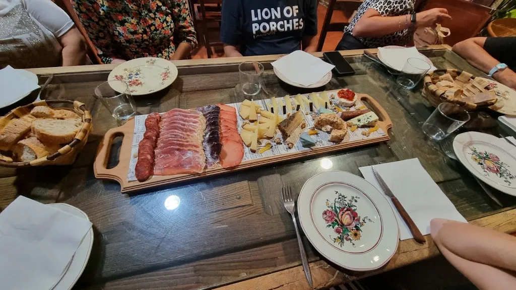 Menu_Meson El Conde_Palacios del Sil_image_3