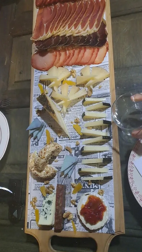 Meson El Conde_Palacios del Sil_slider_image_2