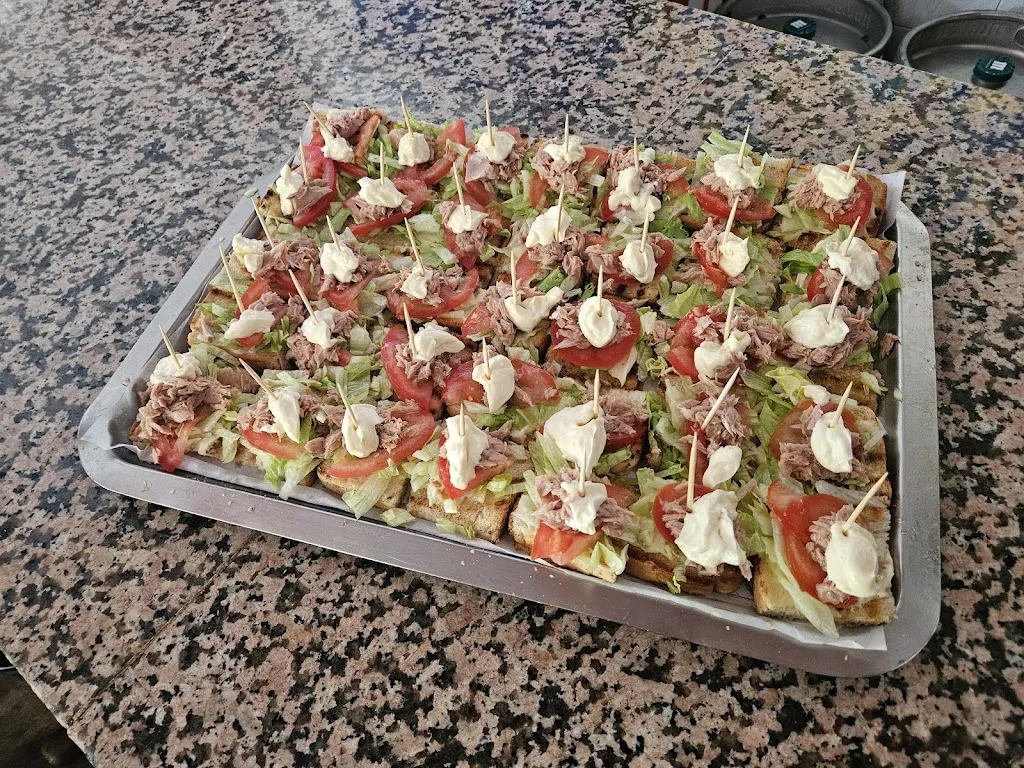 Palacios Cafetería Restaurante_Palacios del Sil_slider_image_2