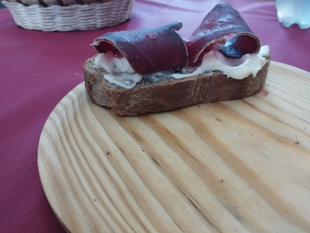 Menu_Bar-Restaurante El Ferial_Palacios del Sil_image_6