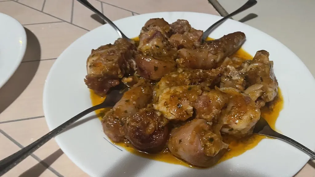 Jose Escorial_Bar restaurante El Pando_Prado de la Guzpeña_review