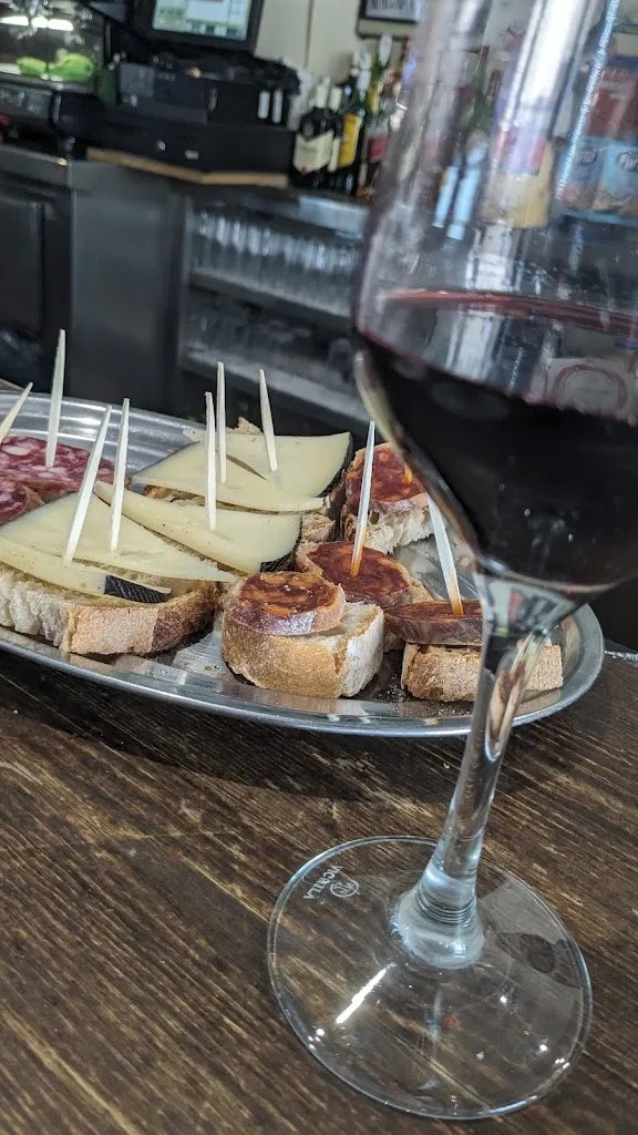 Bar Ruta 98 - Villalibre_Priaranza del Bierzo_slider_image_2