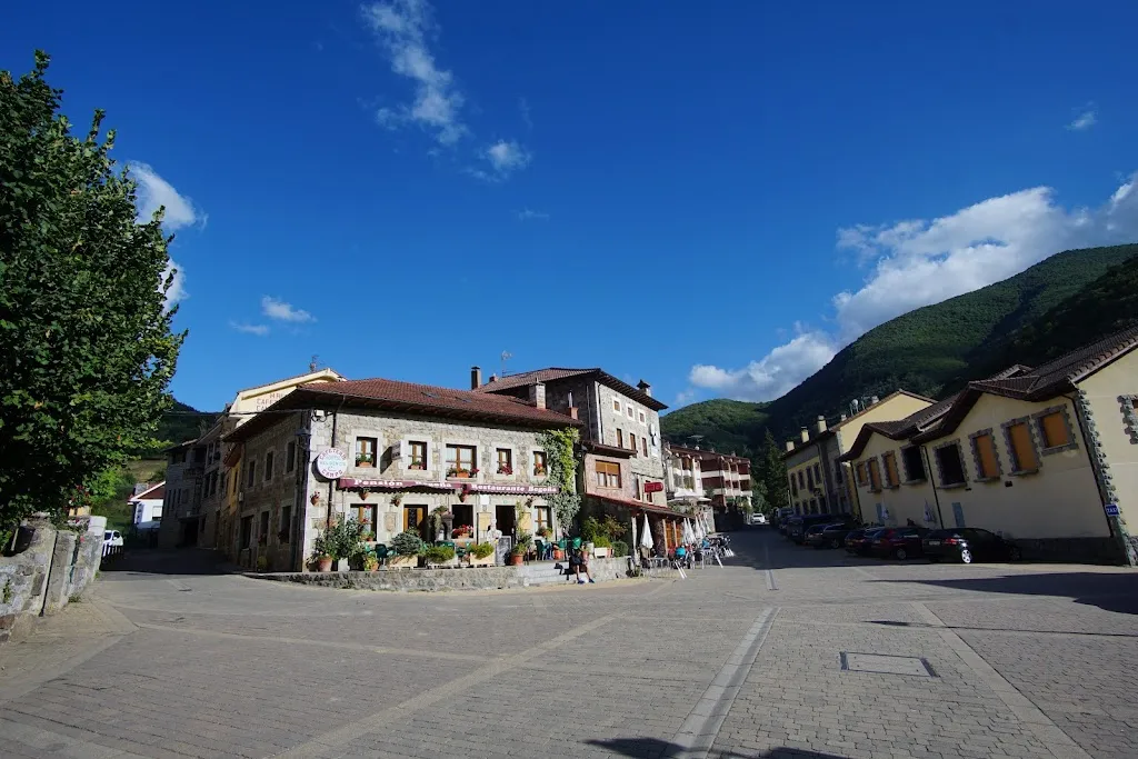 Tim Broeke_Begoña Restaurante_Posada de Valdeón_review