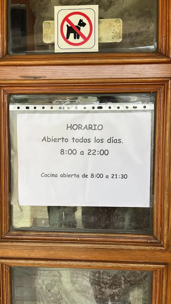 David Wingham_Bar Picos de Europa_Posada de Valdeón_review