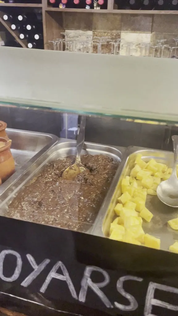 Nadia Rozumna_Taberna Gaucho_Provincia de León_review