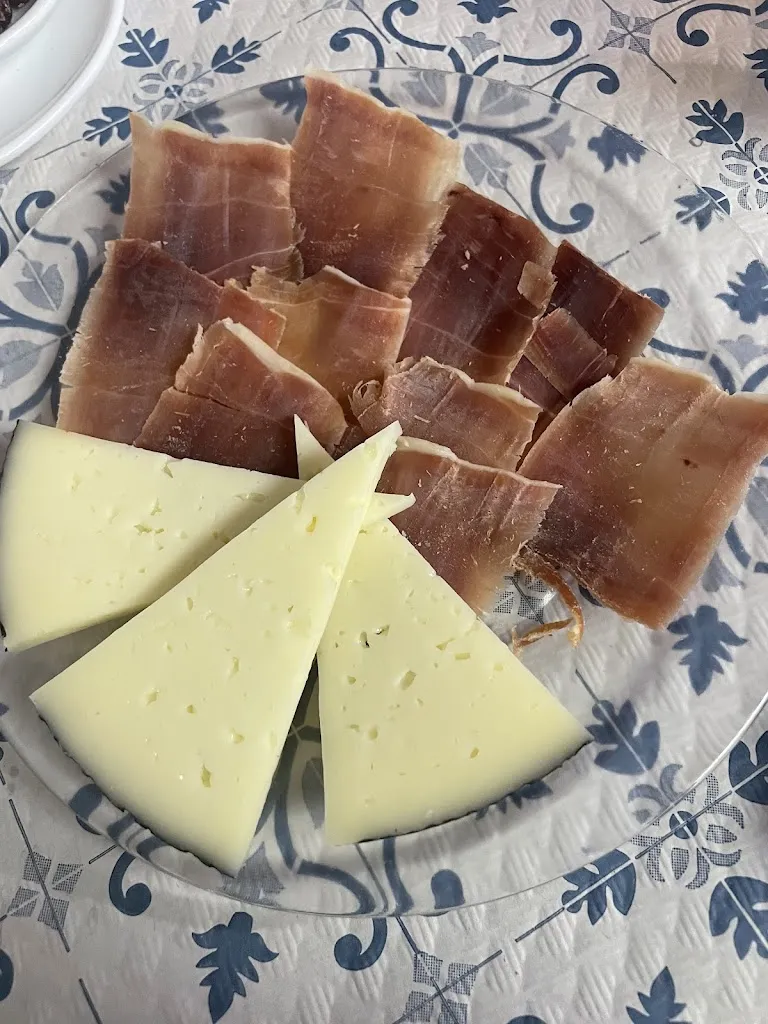 Jessie Leong_Taperia Lisboa_Elda_review