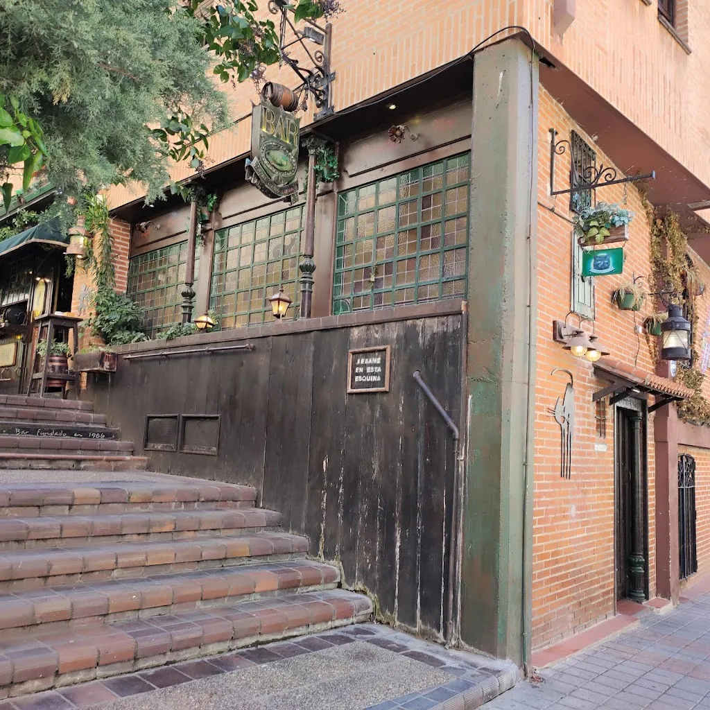 Black Cat Bar_Provincia de Palencia_slider_image_3