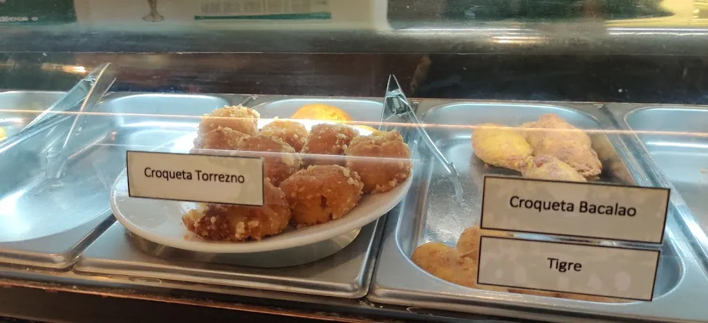 Teo Flores_Bar apolonia_Provincia de Soria_review