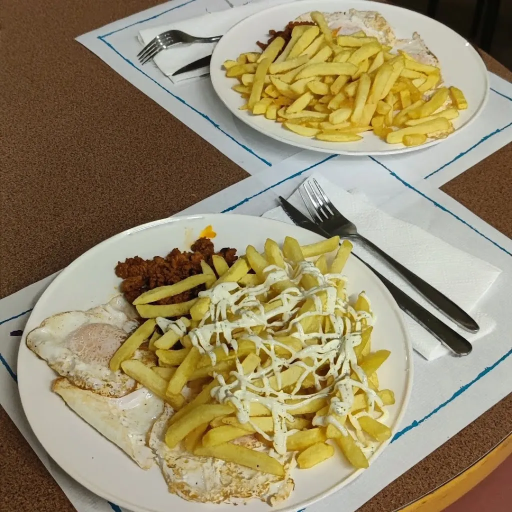 Menü_Cafetería los Arcos_Puente de Domingo Flórez_Bild_7