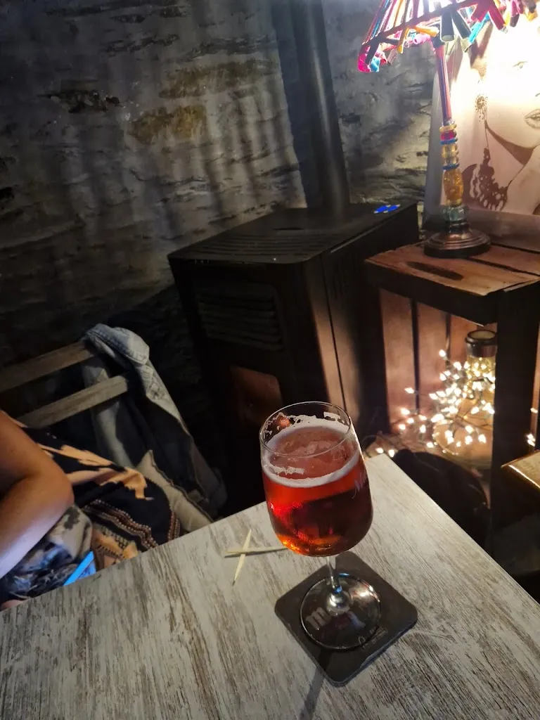 Tom Decubber_4-70 Bodega Chillout_Puente de Domingo Flórez_review