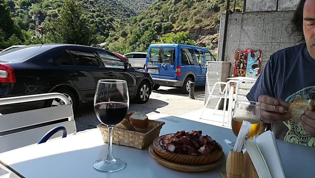 Menu_Bar El Cruce_Puente de Domingo Flórez_image_1