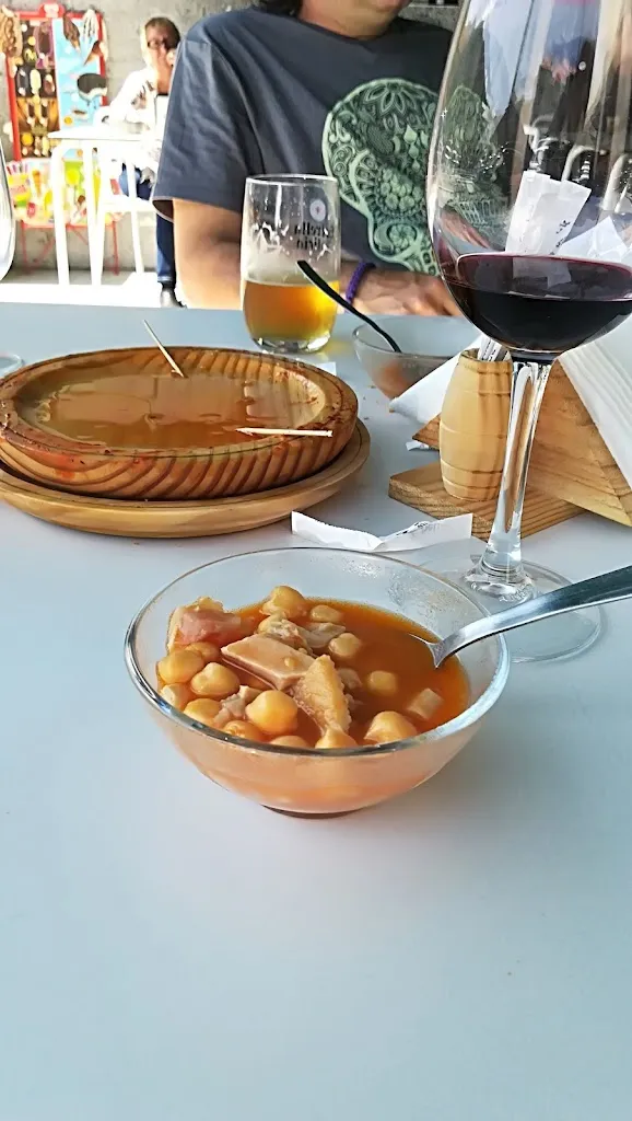 Menu_Bar El Cruce_Puente de Domingo Flórez_image_3