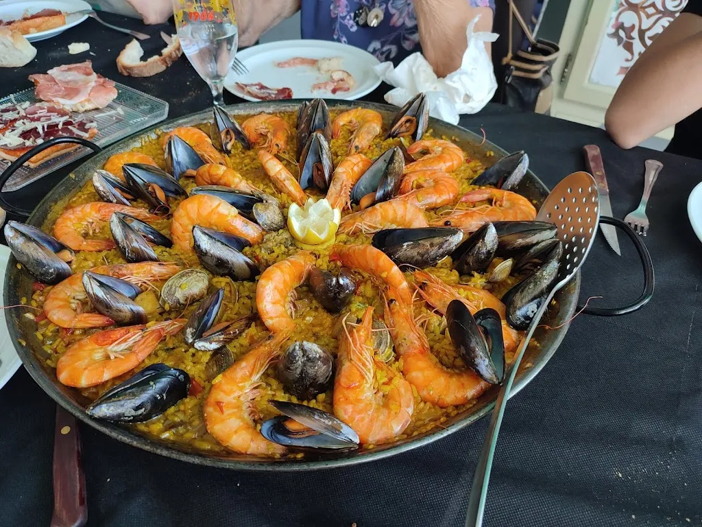 Fernando Arias Alvarez_Thais_Puente de Domingo Flórez_review