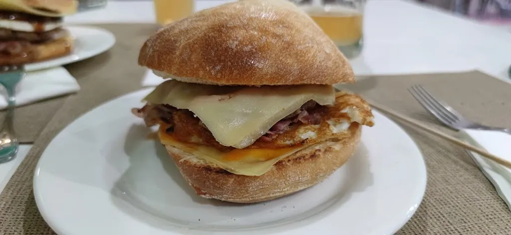 Thais_Puente de Domingo Flórez_slider_image_2