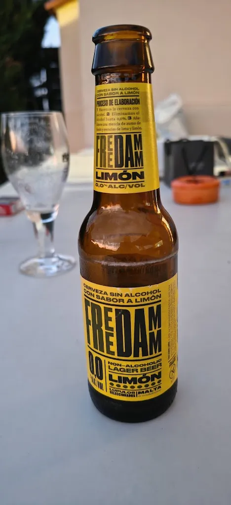 Bar La Laguna_Riego de la Vega_slider_image_3