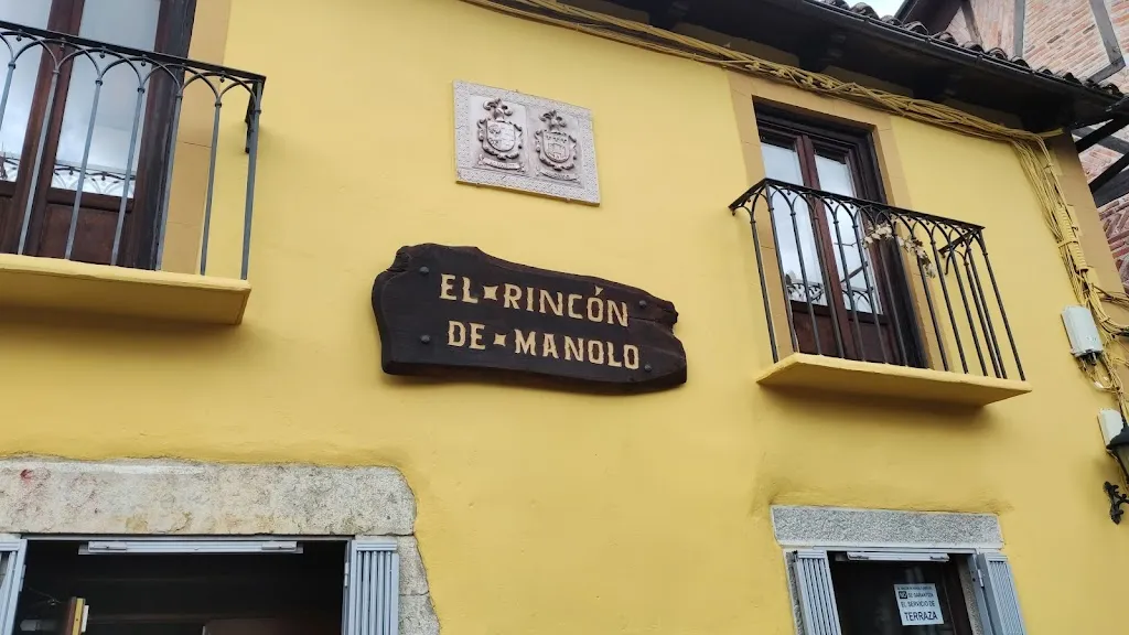 M Carmen Mayorga Rosa_Bar-Restaurante El Rincón De Manolo_Riello_review