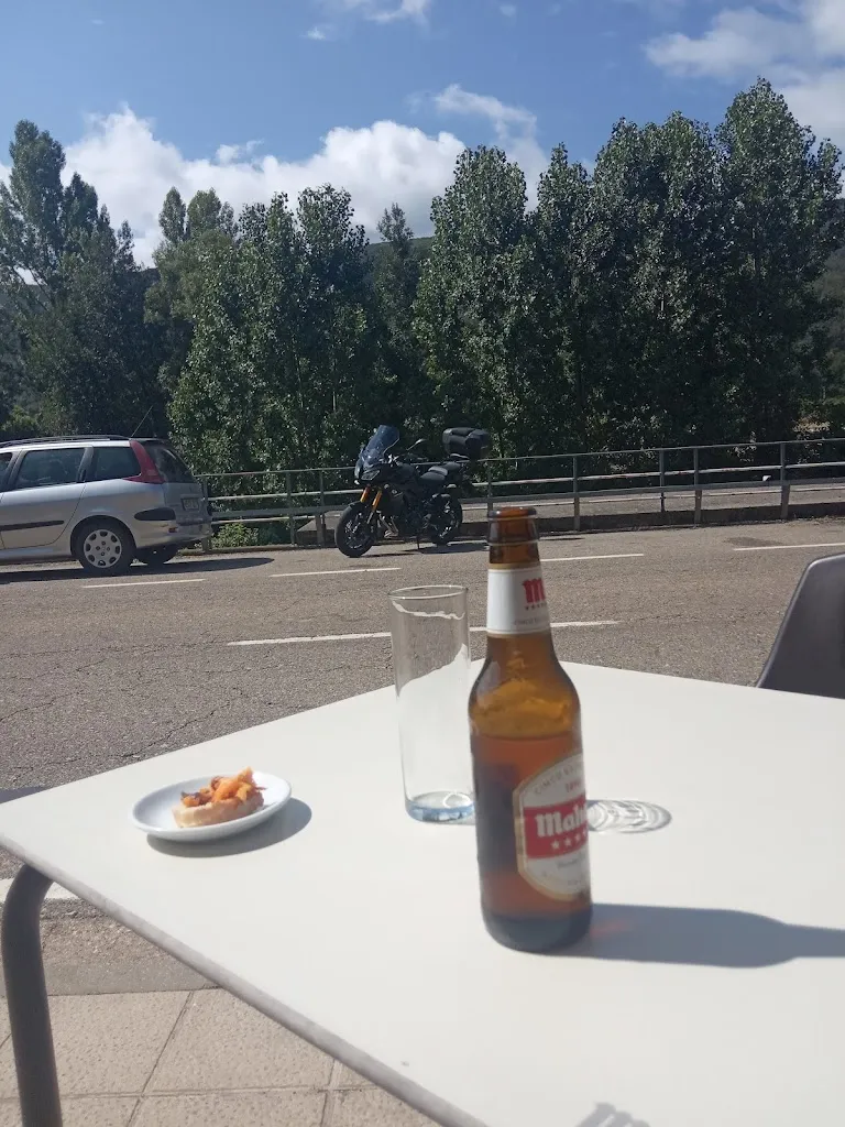 Menu_Bar Hermanos Prieto_Riello_image_1