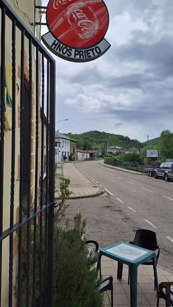 Bar Hermanos Prieto_Riello_slider_image_3