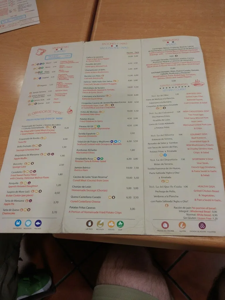 Menu_Áreas de Servicio MORE - Rioseco de Tapia - León_Rioseco de Tapia_image_4