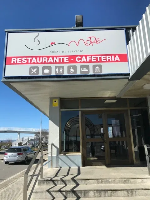 Áreas de Servicio MORE - Rioseco de Tapia - León restaurant in Rioseco de Tapia