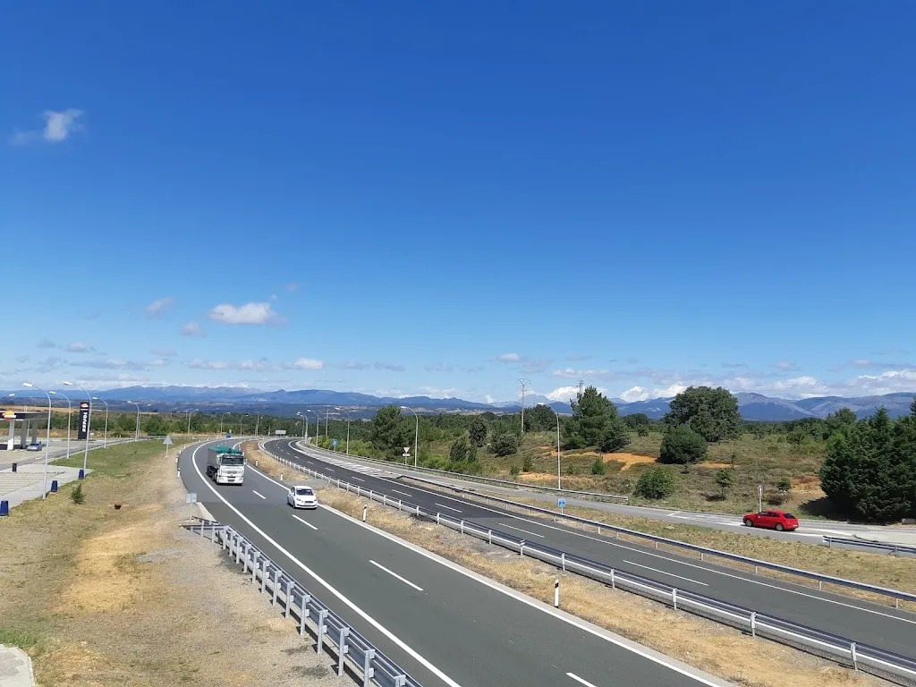 Parada Desde Leon_Rioseco de Tapia_slider_image_2