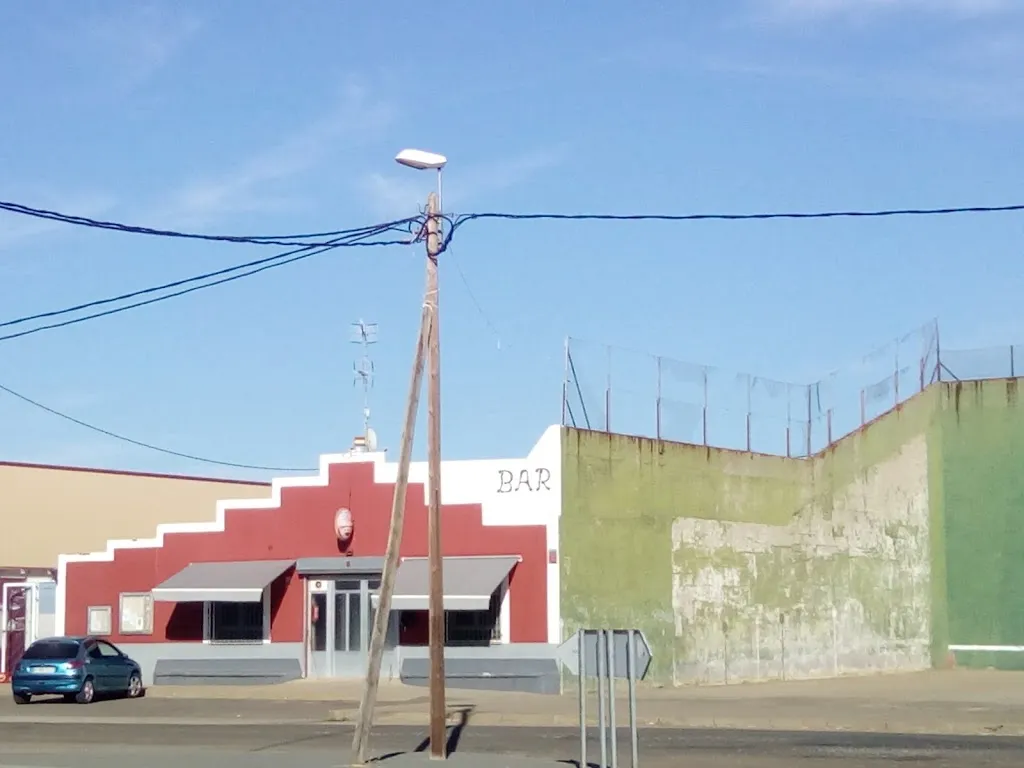 Bar La Moncloa_Roperuelos del Páramo_slider_image_2