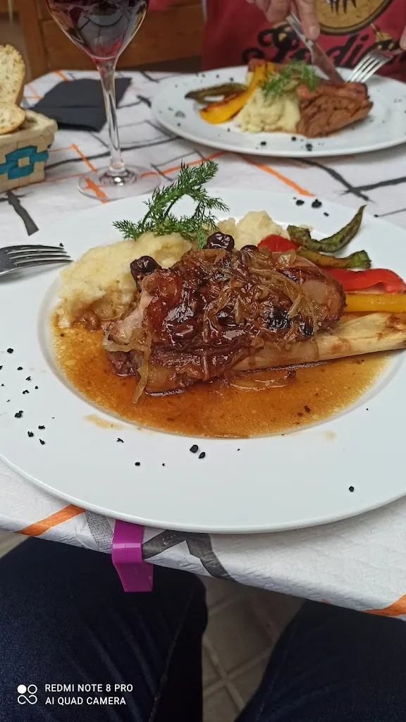 Menu_Bar Rest. Armine_Elda_image_3