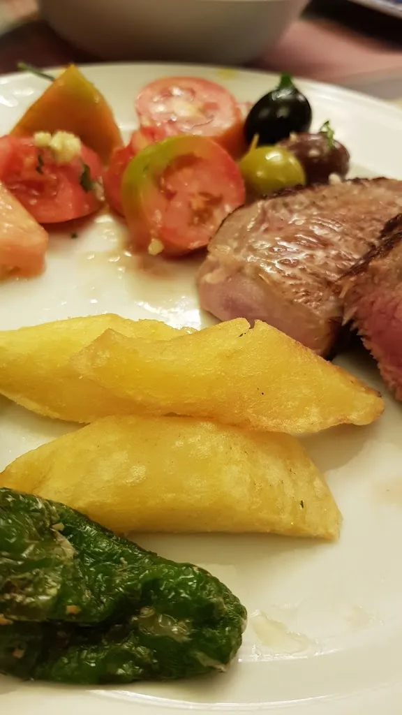 Daniel Schelske_El Portón_Provincia de Zamora_review