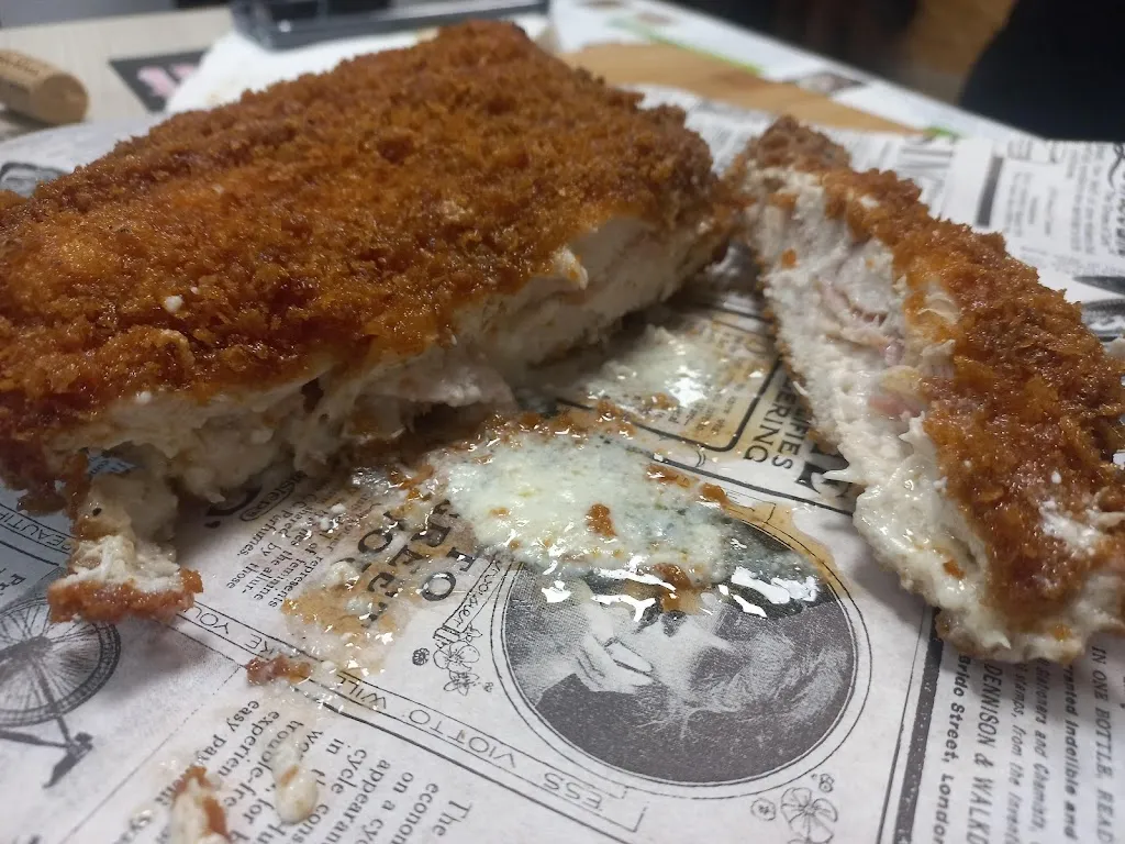 Ania Blanco_+ Tapas_Elda_review